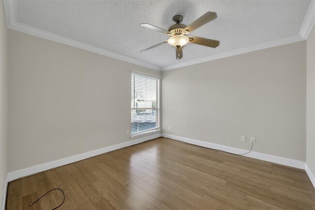 Foto del edificio - 201 Lakeview Terrace