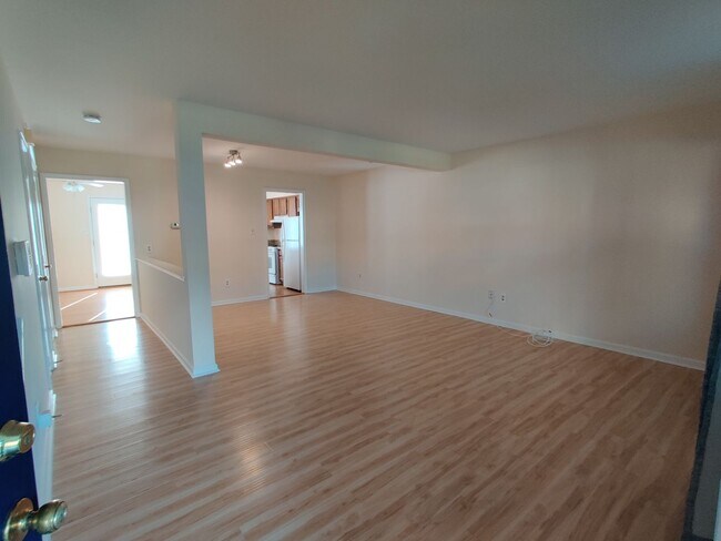 Foto del edificio - Newer 3 bedroom home