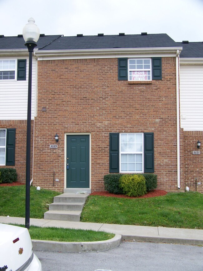 Foto del edificio - 1325 Trent Blvd