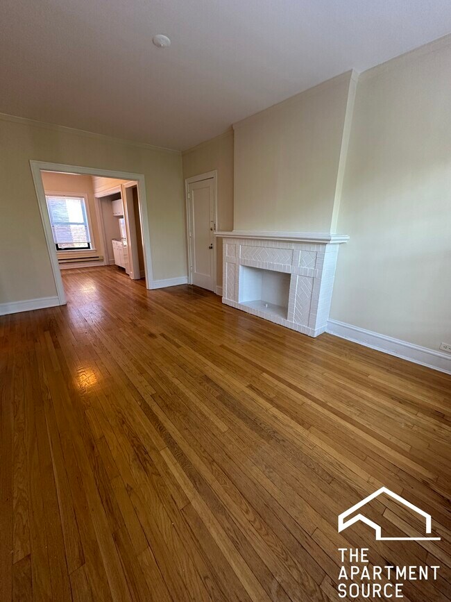 Building Photo - 1031 Dempster St