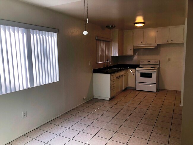 Foto del edificio - 969 Mission Dr