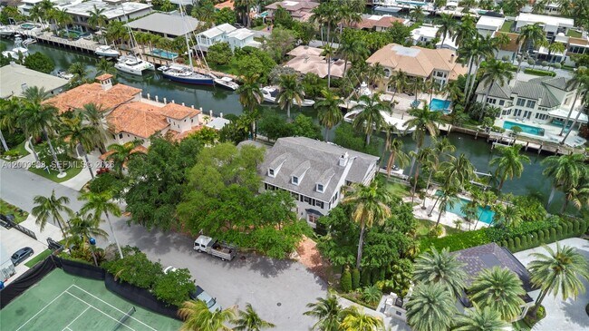 Foto del edificio - 700 Coral Way