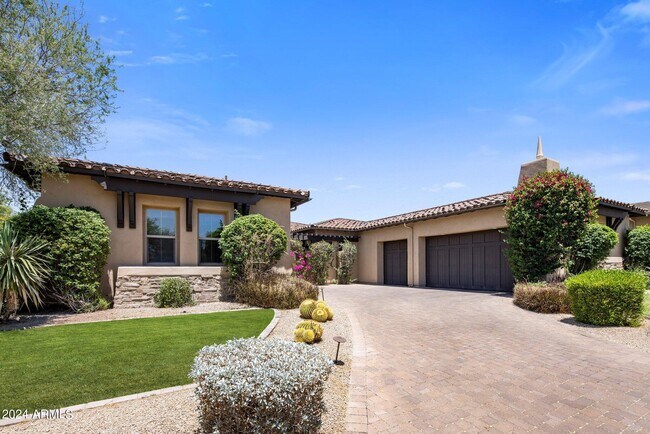 Building Photo - 8184 E Wingspan Way