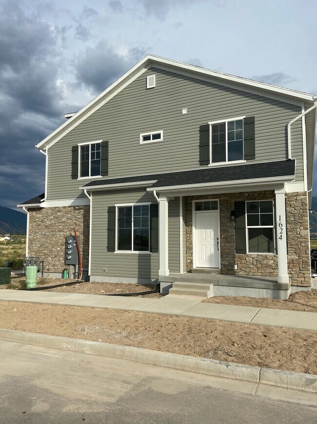 Foto del edificio - 1624 N Westview Ln