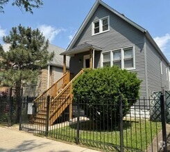 Building Photo - 4442 W Thomas St