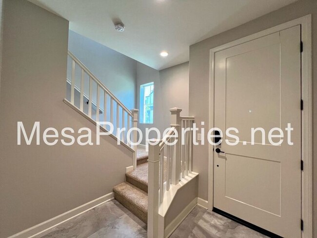 Building Photo - 3880 S Oasis Paseo