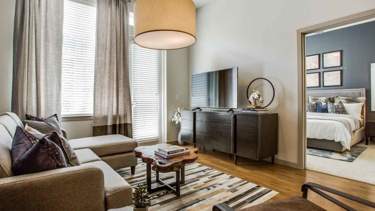 Foto principal - 2110 Boll St
