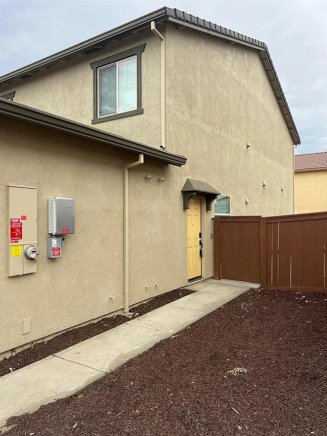 Building Photo - 3065 Newfoundland Dr
