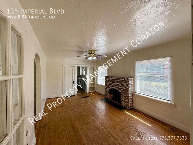 Foto del edificio - 135 Imperial Blvd