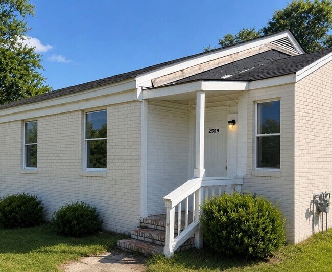 Building Photo - 3 bed, 1 bath duplex in Augusta, GA 30906