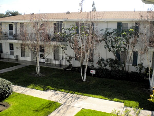 Foto del edificio - Tustin Southern Apartments