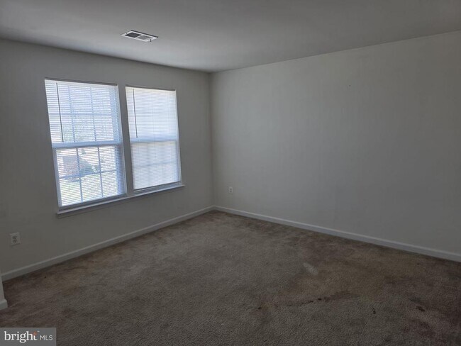 Foto del edificio - 5185 Mudville Ln
