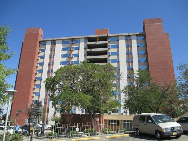 Terraza Encino - Encino Terrace Senior