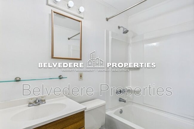 Foto del edificio - 902 Avalon Rd