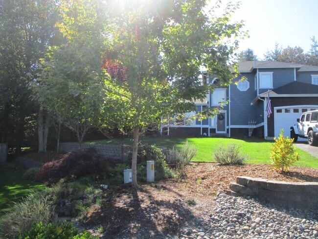 Foto del edificio - Modern 3-Bedroom, 2.5 Bath Home in a Point Richmond Ridge Cul-de-Sac