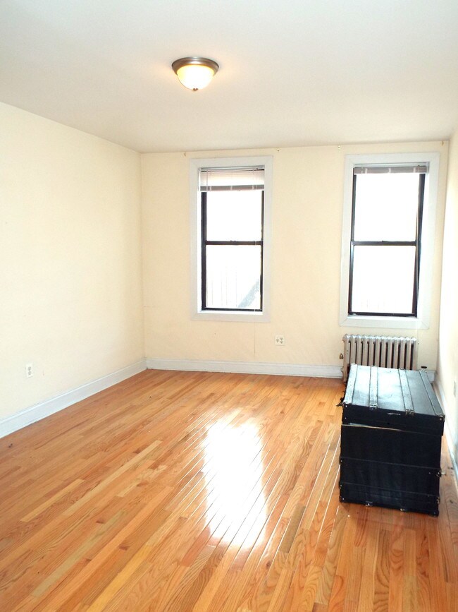 Building Photo - 634 Saint Nicholas Ave