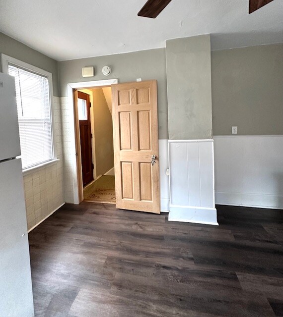 Building Photo - 929 E Clarke St