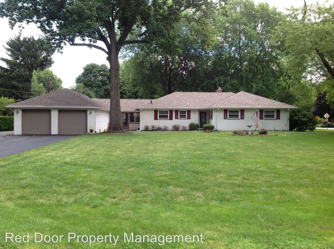 Foto principal - 1720 E 81st St
