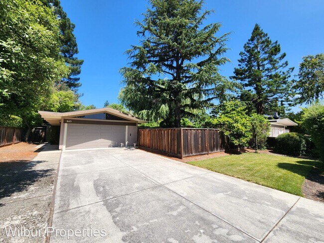 Building Photo - 4 br, 2 bath House - 843 Marshall Drive