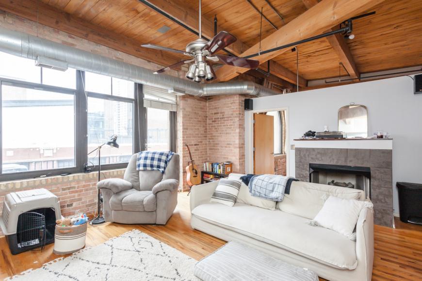 Primary Photo - 2 bedroom in Chicago IL 60661