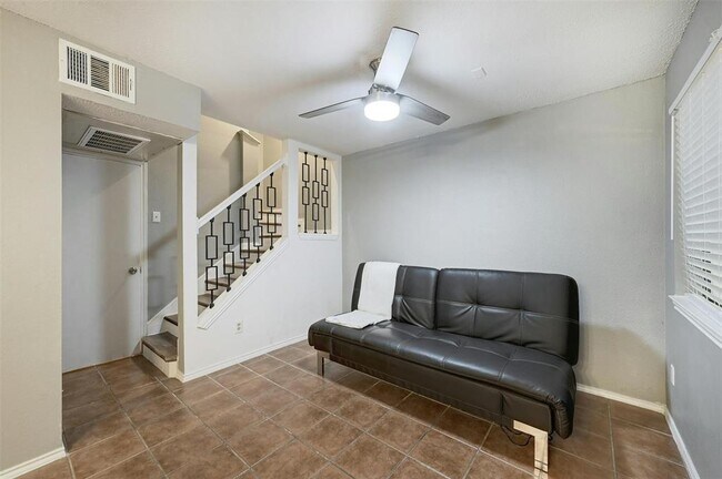 Building Photo - 1808 Rio Grande St