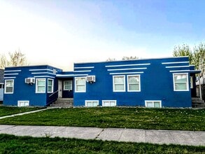 Building Photo - 713 W Bonneville St