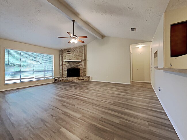 Building Photo - 4226 Burkegate Dr