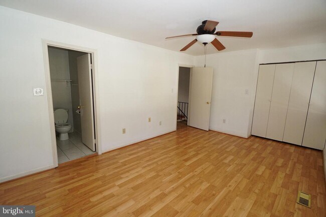 Building Photo - 2927 Espana Ct