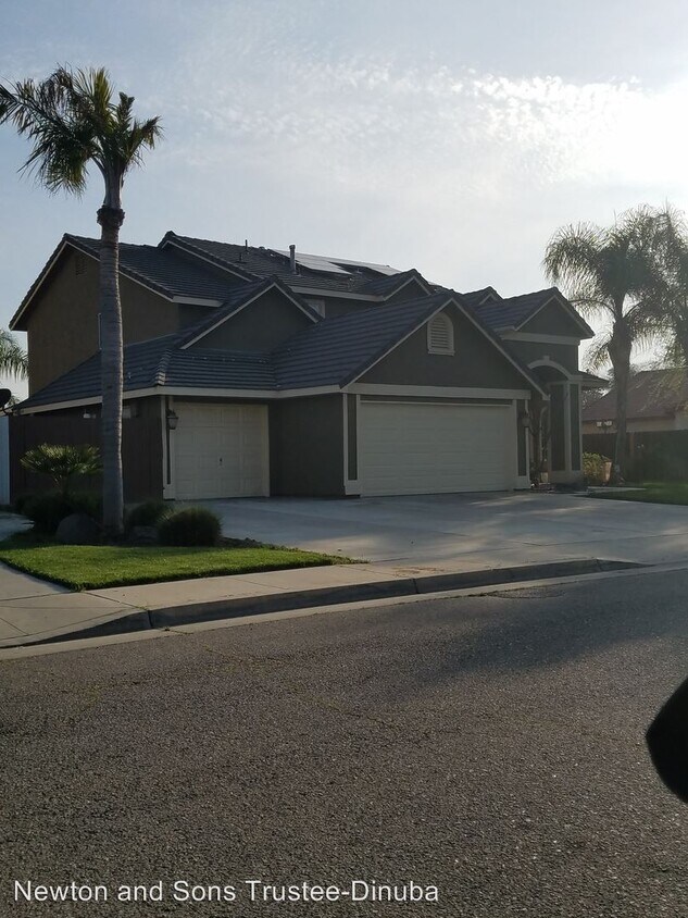 Building Photo - 4 br, 3 bath House - 994 E. Ramblewood