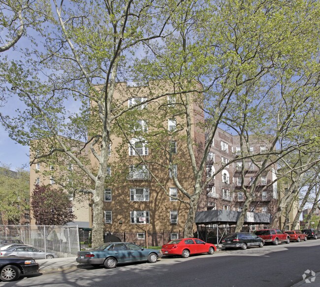 Crestwood Apartment Apartments Kew Gardens, NY