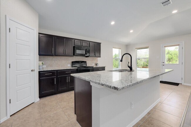 Building Photo - 21604 Pope Dr