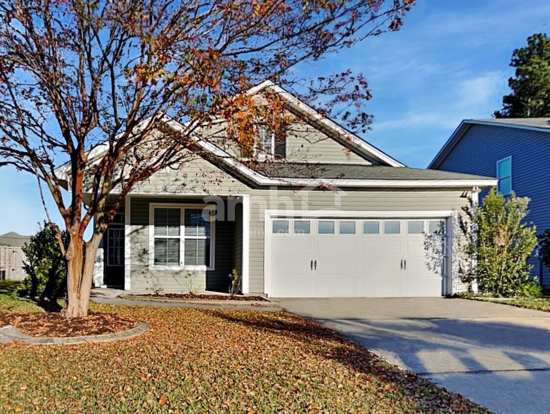 Foto principal - 310 Sanctuary Park Dr