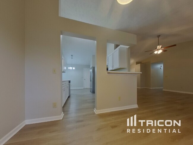 Foto del edificio - 3436 Lochness Ln