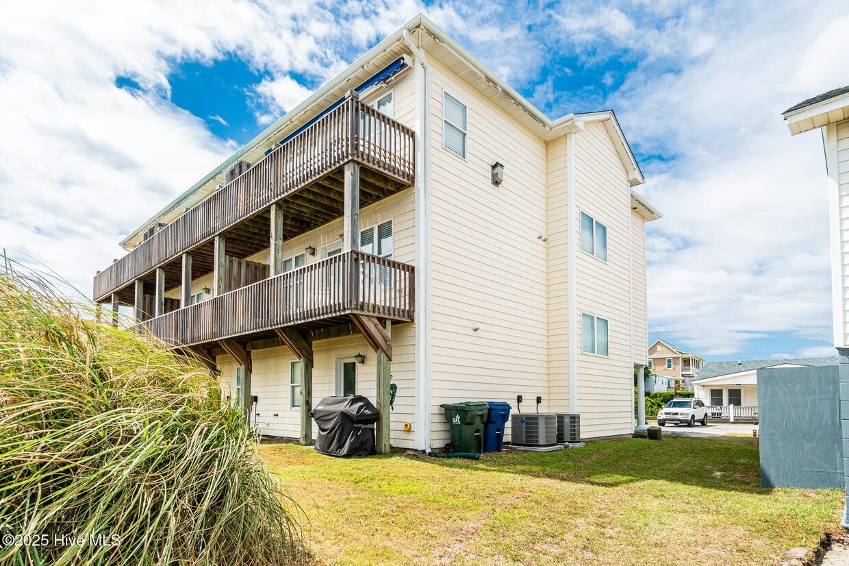 Foto principal - 202 Dobbs St