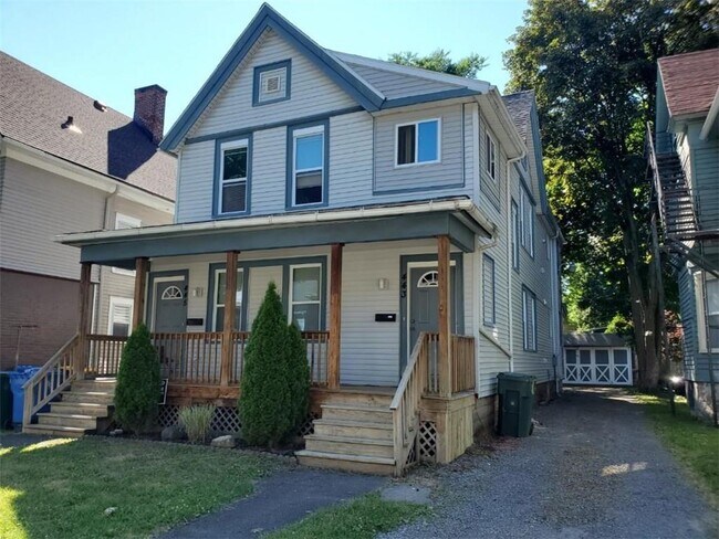 Building Photo - 445 Meigs St