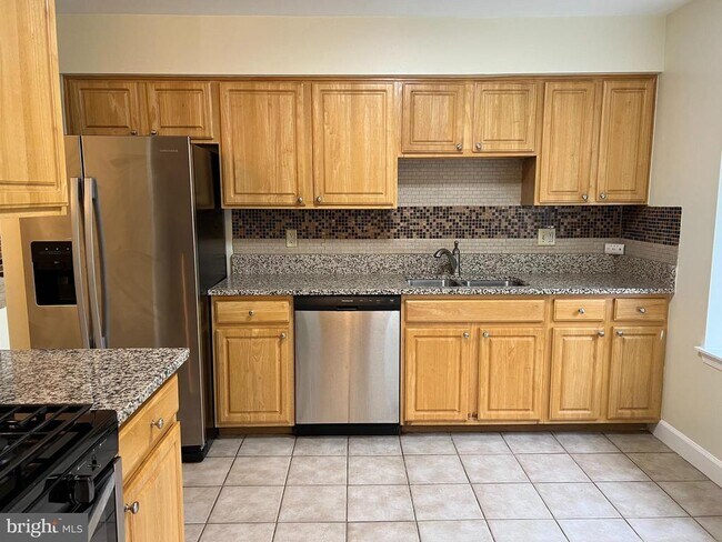 Building Photo - 3902 Chesterwood Dr