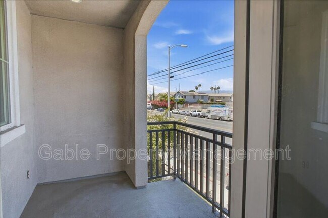 Foto del edificio - 14854 Nordhoff St