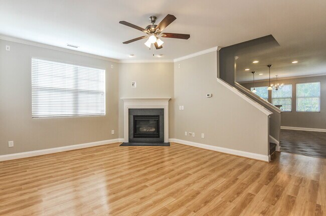 Foto del edificio - 130 Norwich Dr