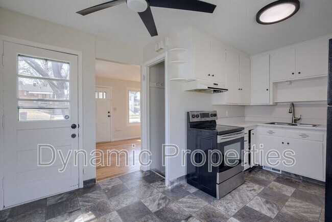 Foto del edificio - 3934 Monroe St