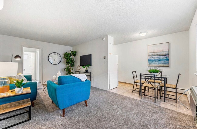 Photo - 1045 N Pennsylvania St Apartment