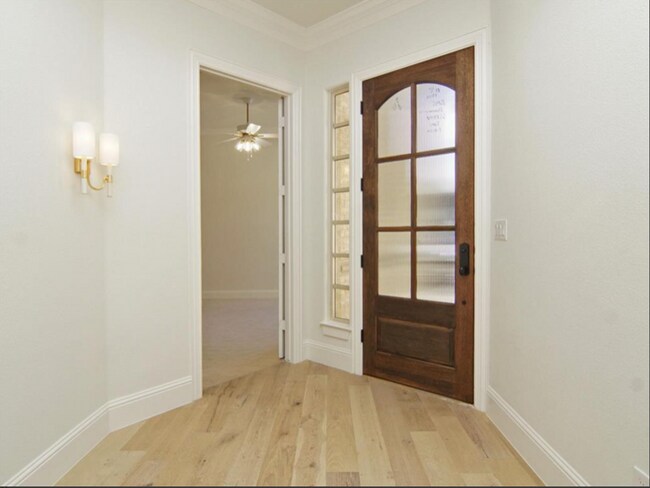 Foto del edificio - 7425 Pebble Ridge Dr