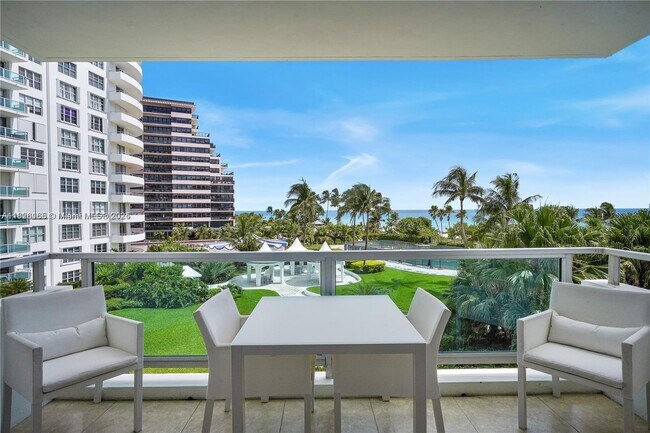 Building Photo - 5151 Collins Ave