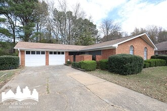 Building Photo - 3234 Lichen Dr
