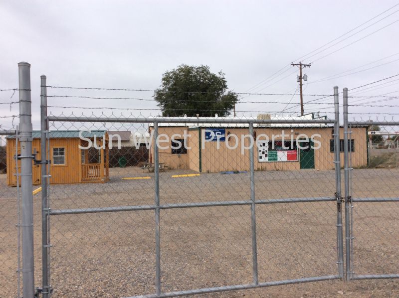 Primary Photo - 3011 Bloomfield Hwy