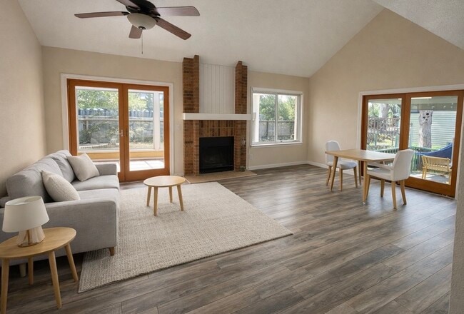 Photo - 17336 E Kenyon Dr House