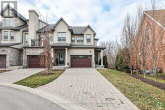 Building Photo - 4 Aberdeen Ln S