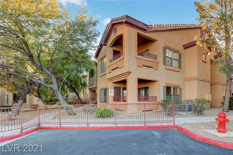 Foto principal - 8250 N Grand Canyon Dr