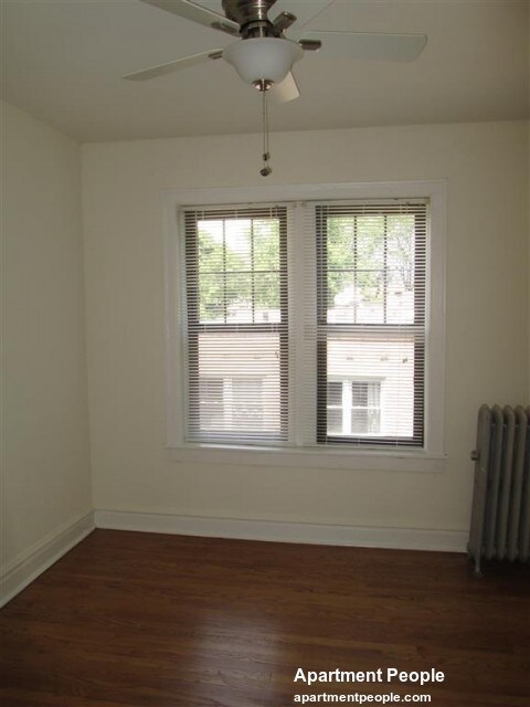 Foto del edificio - 1406 Elmwood Ave