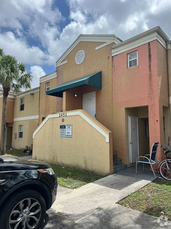 Building Photo - 2451 NW 56th Ave