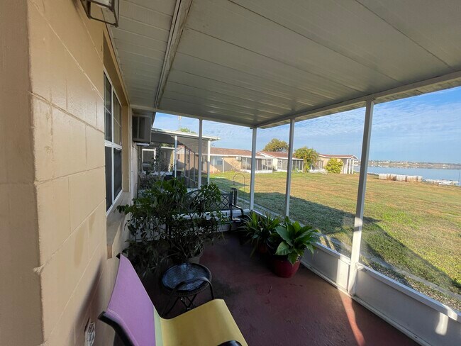 Patio - 1225 W Pierce St